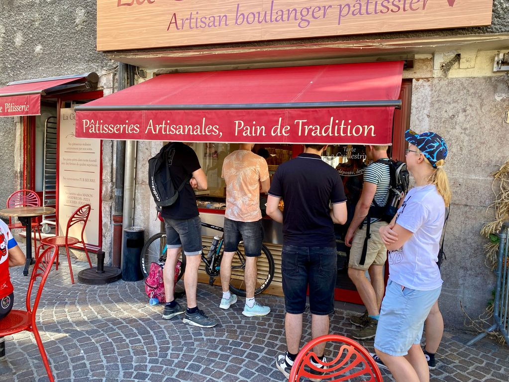 Snackjes halen in Guillestre